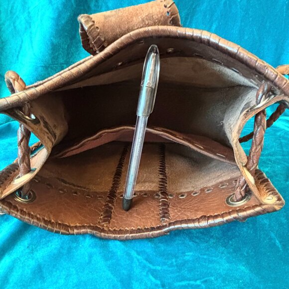 Southwestern Handmade Leather Shoulder Bag by Four Winds West - Conchos Pockets - Picture 10 of 12